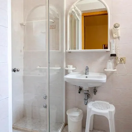 Ragno Hotel 3*